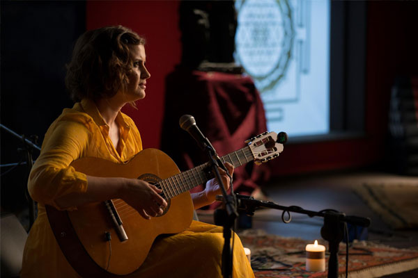 Anita Coats | Singer Songwriter