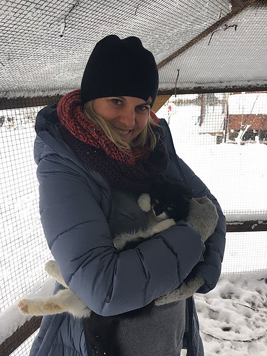 TLD in Bulgaria - Amy and cat from studio