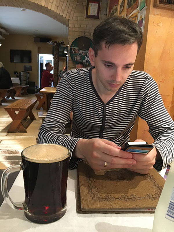 Tom Bagdanavicius - Top Left Design