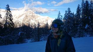 Tamlyn in the snow - Puy St Vincent - Snowbizz #TLDSkiTrip