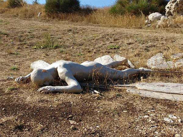 Icarus - the dangers of flying too low