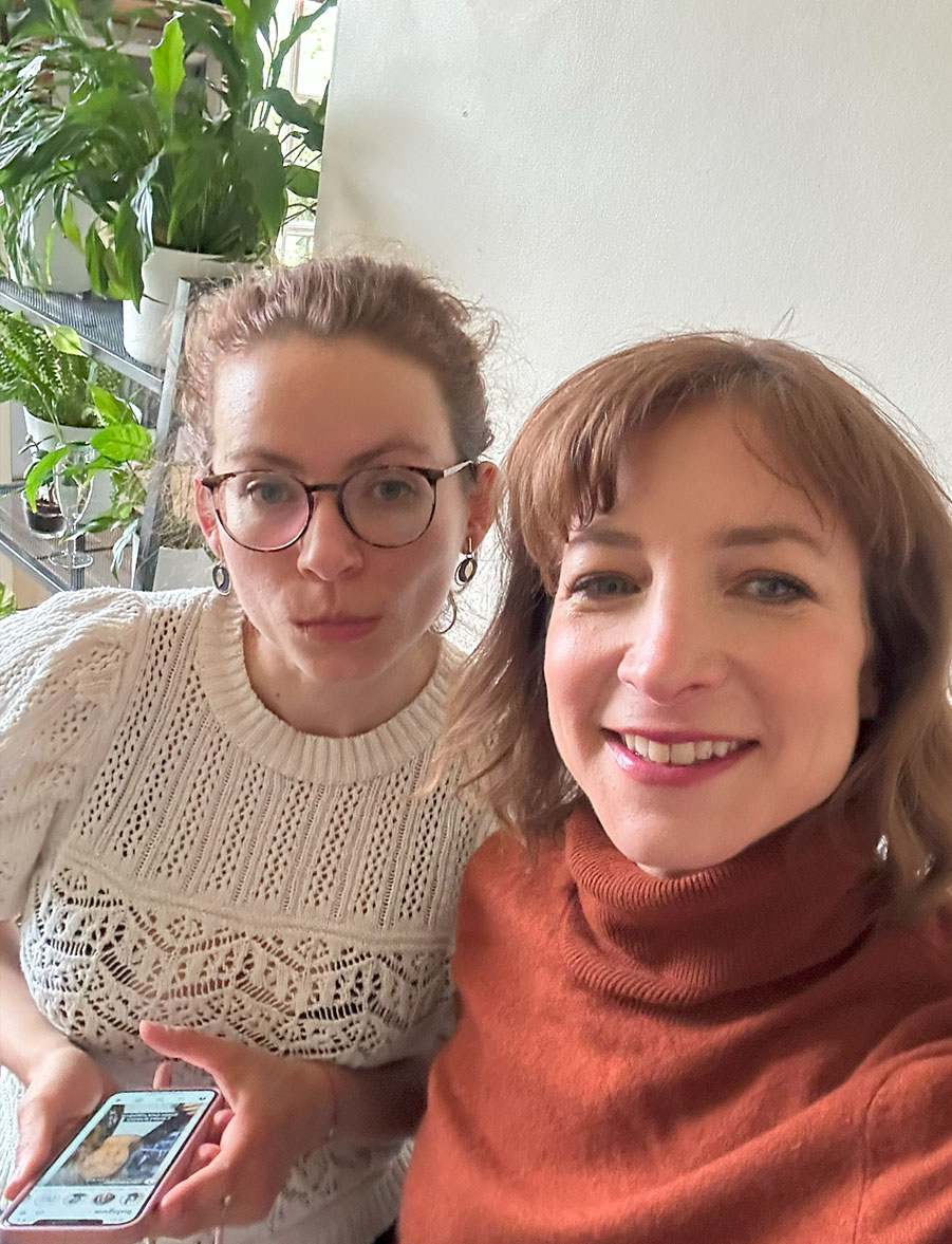 Ewa Kara - from Ewa Kara Photography - in this behind the scenes selfie