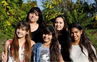 Mariana Pencheva and girls