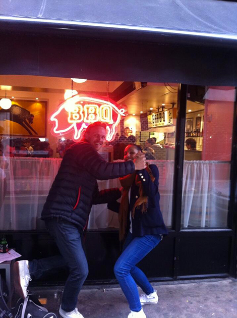 Nichaela and Anders are dancing at Bodean's