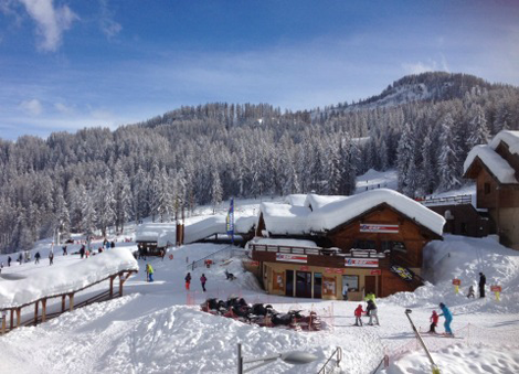 Wendy and Elodie -from Snowbizz